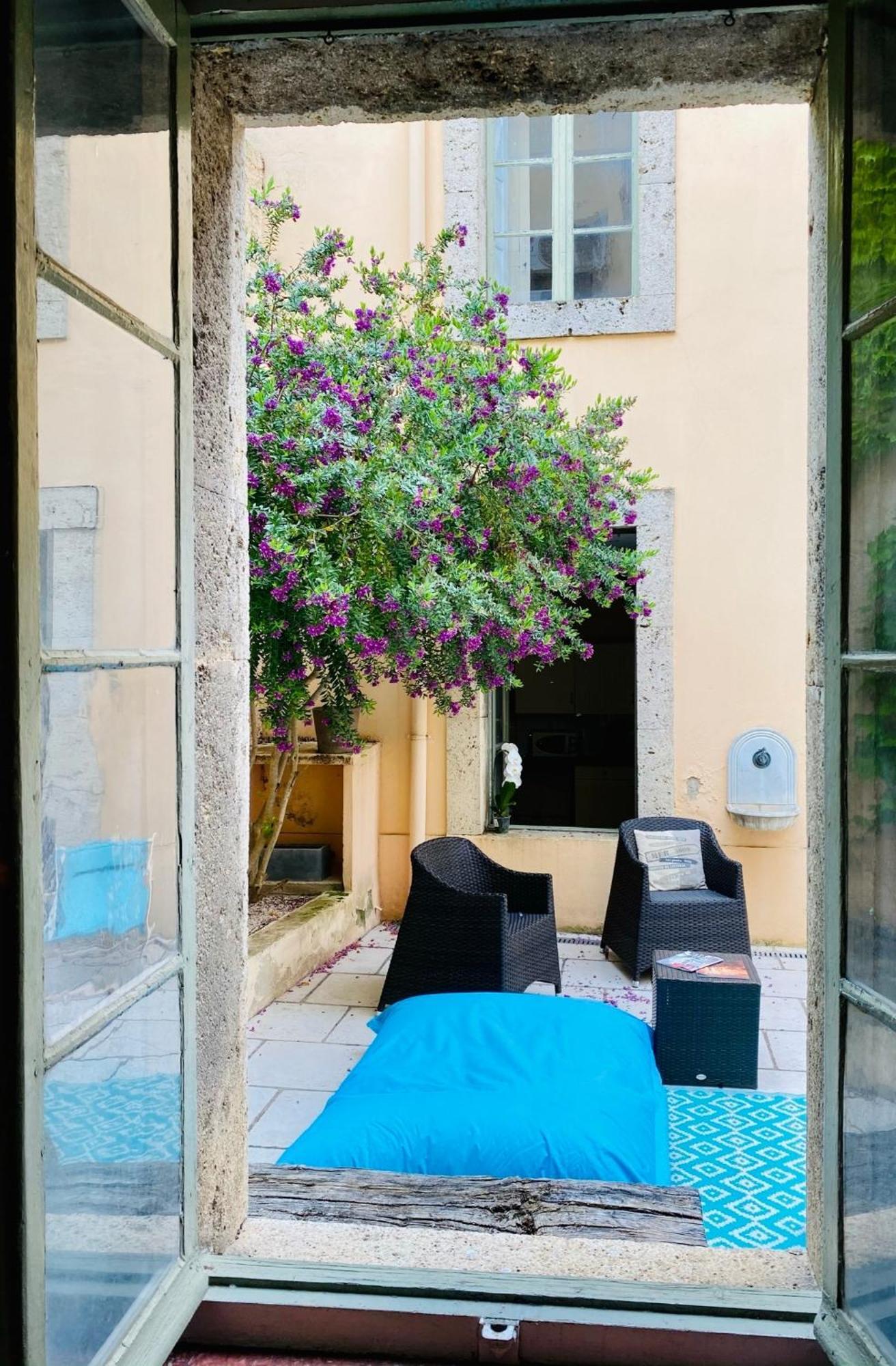 Les Chambres De La Villa Eugenie เลซิยอง คอร์เบรียส์ ภายนอก รูปภาพ